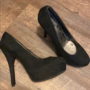 Brash Stilettos Size 7.5